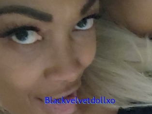 Blackvelvetdollxo