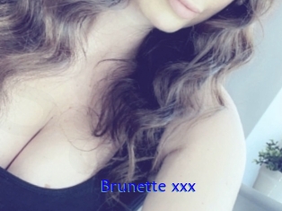 Brunette_xxx