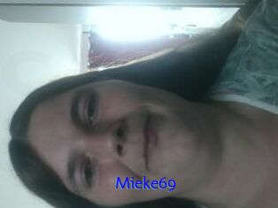 Mieke69