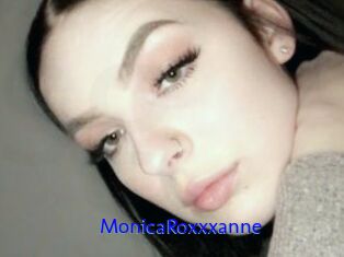 MonicaRoxxxanne