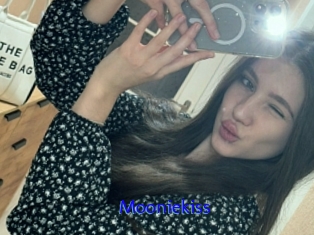 Mooniekiss