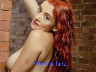 Victoria_lanz